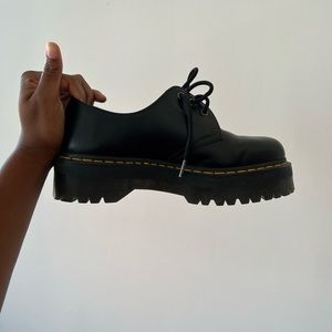 Platform Dr.Martens Oxfords